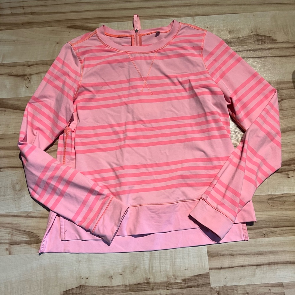 Lululemon Warm Up Crew size 6